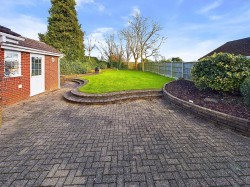 Images for The Yews, Oadby, Leicestershire