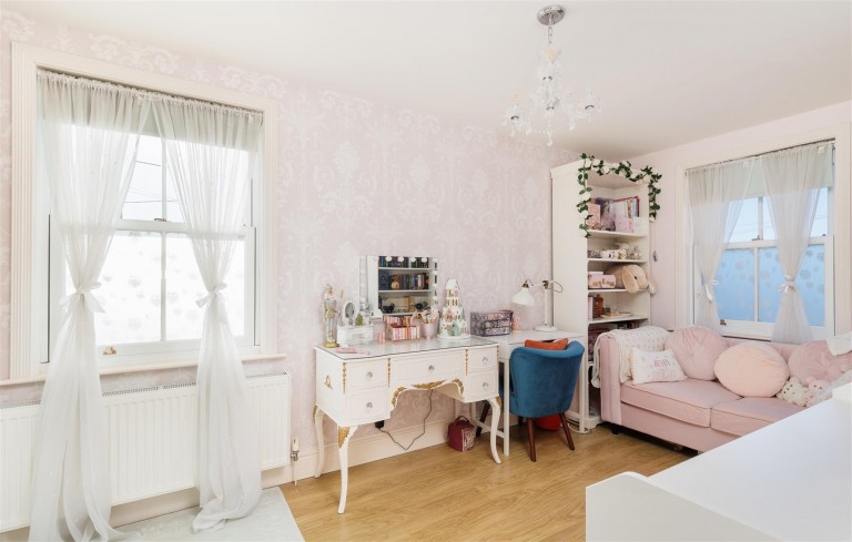 Images for Gurnard, Isle of Wight