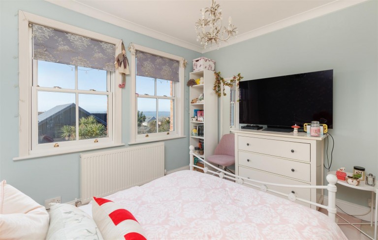 Images for Gurnard, Isle of Wight