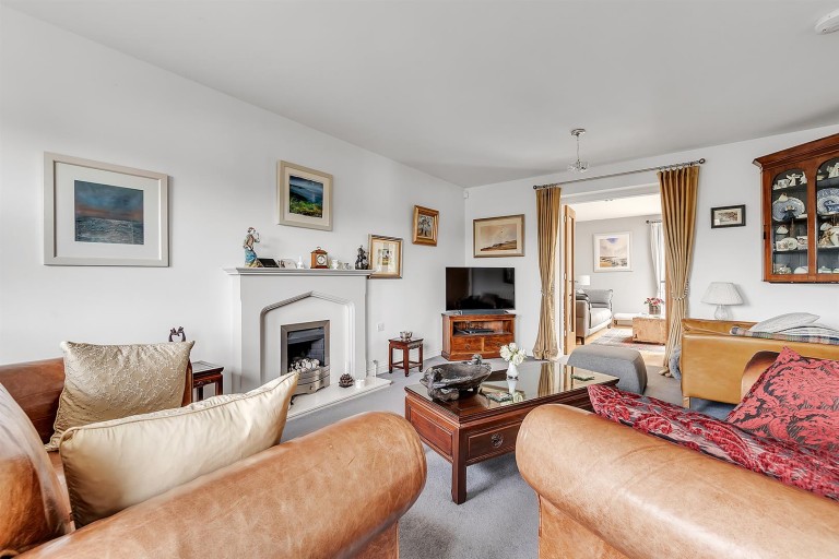 Images for Barnes Meadow, Uplyme