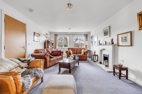Click the photo for more details of Barnes Meadow, Uplyme
