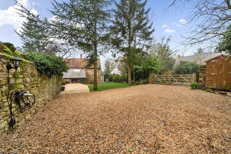 Images for Northampton Road, Blisworth, NN7