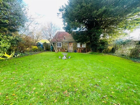 Click the photo for more details of Shorwell, Isle of Wight