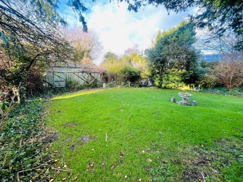 Click the photo for more details of Shorwell, Isle of Wight