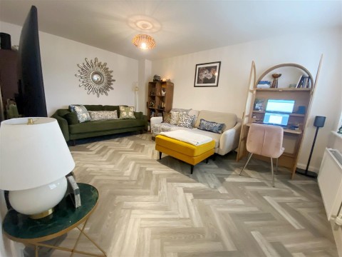 Click the photo for more details of Mindaro Way, Ashlawn Gardens, Rugby