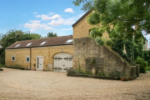 Click the photo for more details of Main Street, Ewerby, Sleaford