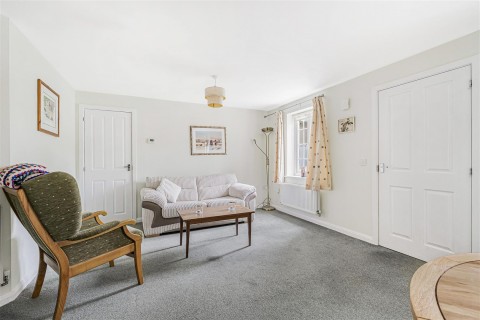 Click the photo for more details of Meadow Lane, Newmarket