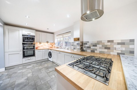 Click the photo for more details of Azalea Close, Lutterworth, LE17