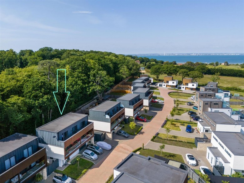 Click the photo for more details of Pondwell, Isle of Wight