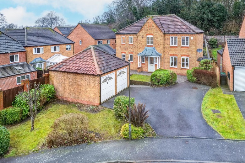 Click the photo for more details of Bretby Hollow, Newhall, DE11