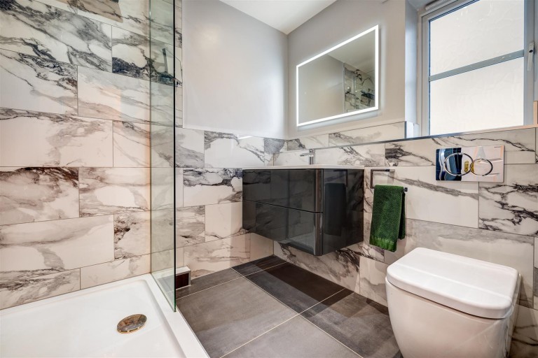 Images for Bretby Hollow, Newhall, DE11