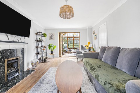 Click the photo for more details of Springfield Close, Watlington