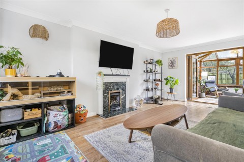 Click the photo for more details of Springfield Close, Watlington
