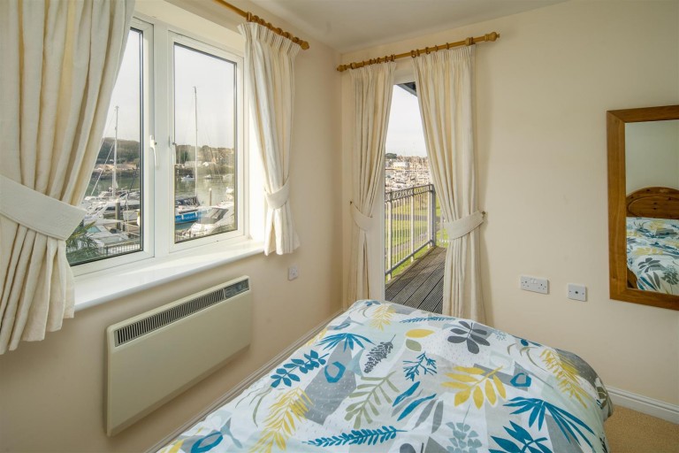 Images for East Cowes, Isle of Wight