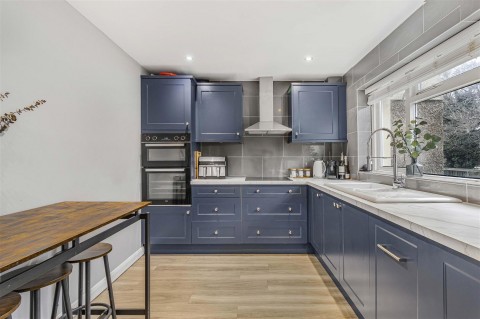 Click the photo for more details of Cambridge Close, Haverhill