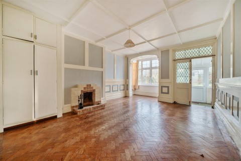 Click the photo for more details of Weirfields, Totnes