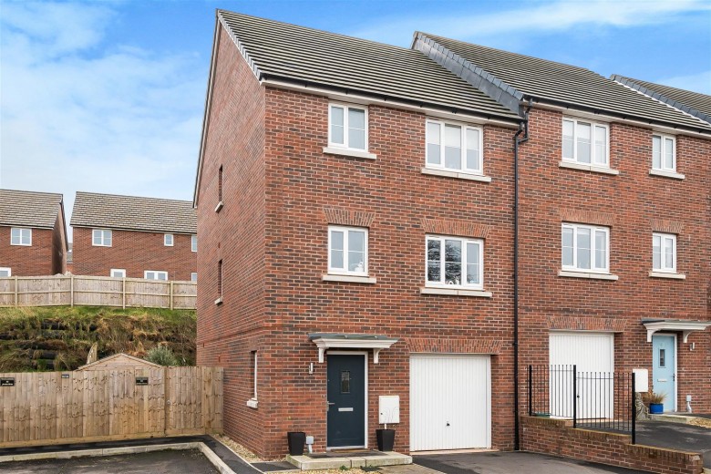 Click the photo for more details of Jordan Drive, Tithebarn, Exeter