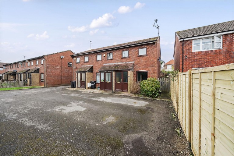 Images for Thatcham Court, Yeovil