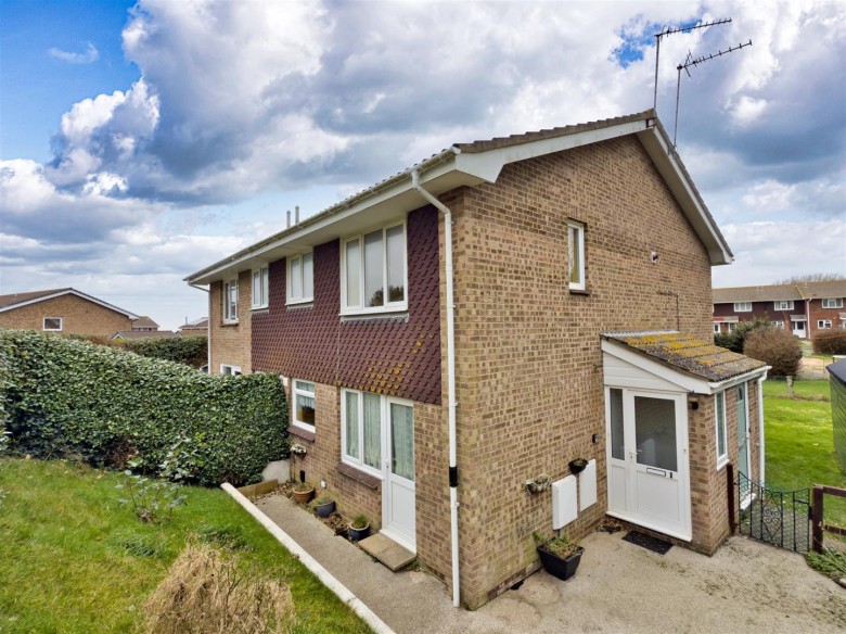 Click the photo for more details of Totland Bay, Isle of Wight
