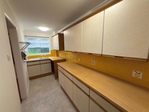 Click the photo for more details of Totland Bay, Isle of Wight