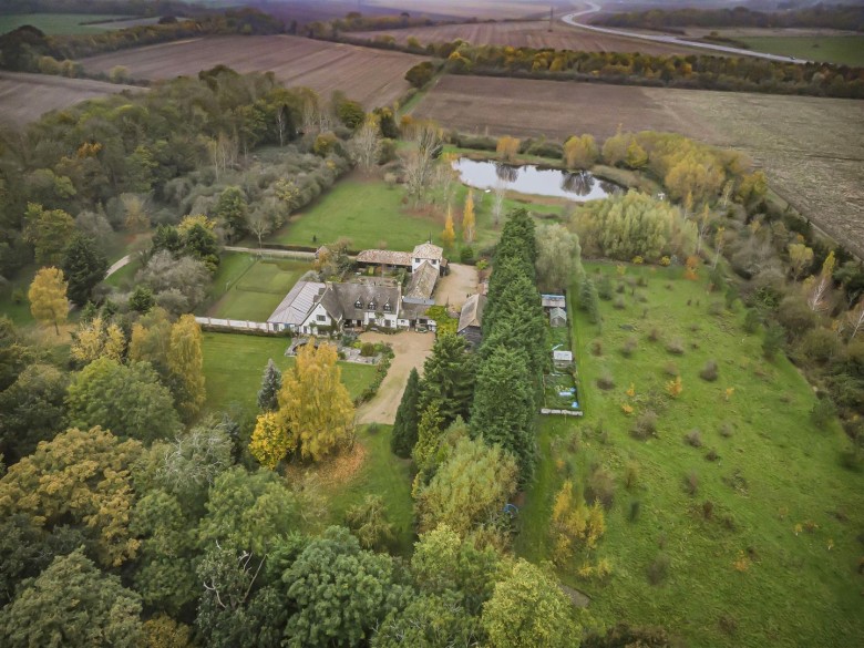 Click the photo for more details of The Avenue, Madingley