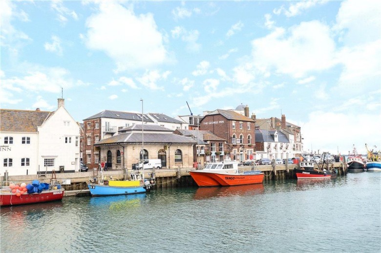 Click the photo for more details of Helen Lane, Weymouth, Dorset