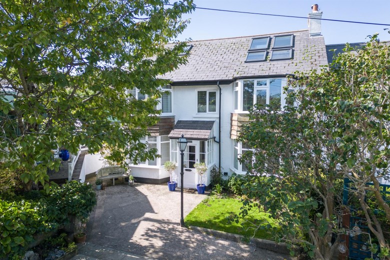 Click the photo for more details of Higher Meadows, Beer, Seaton