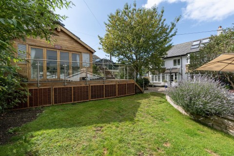 Click the photo for more details of Higher Meadows, Beer, Seaton