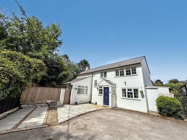 Click the photo for more details of Church Road, Pimperne, Blandford Forum