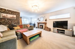 Images for Watford Road, Crick, NN6