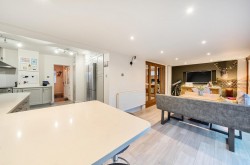 Images for Watford Road, Crick, NN6