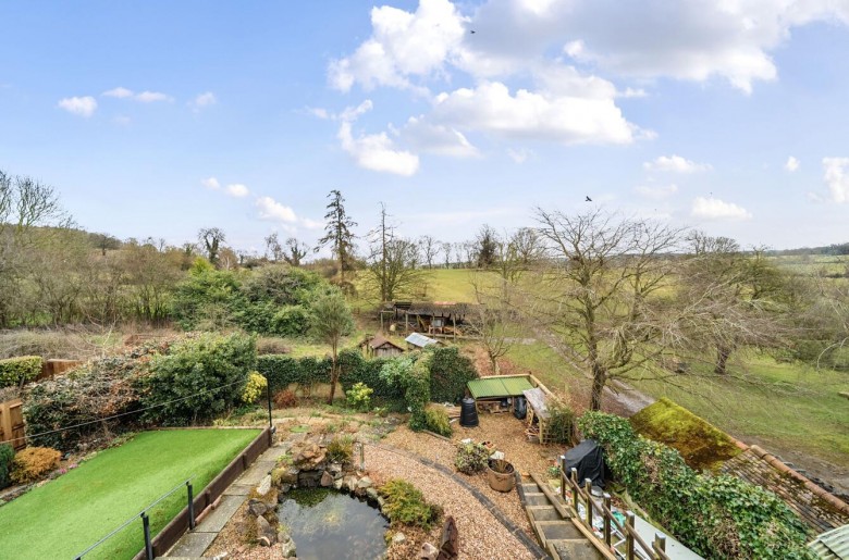 Click the photo for more details of Mounts Lane, Newnham, Daventry, NN11