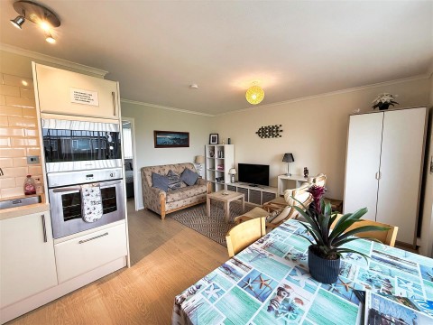 Click the photo for more details of Freshwater, Isle of Wight