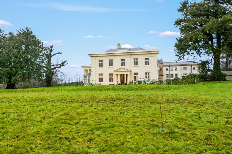 Click the photo for more details of Dundridge Court, Dundridge Estate, Totnes