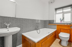 Images for Dundridge Court, Dundridge Estate, Totnes