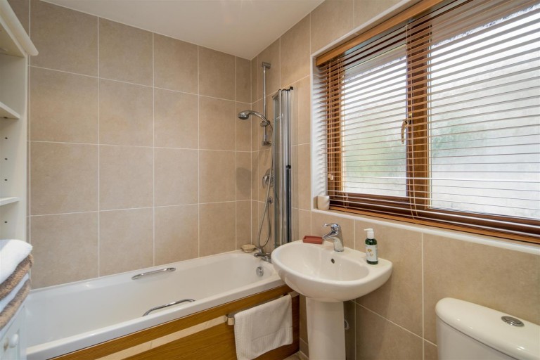 Images for Avenue Road, Wroxall, Ventnor