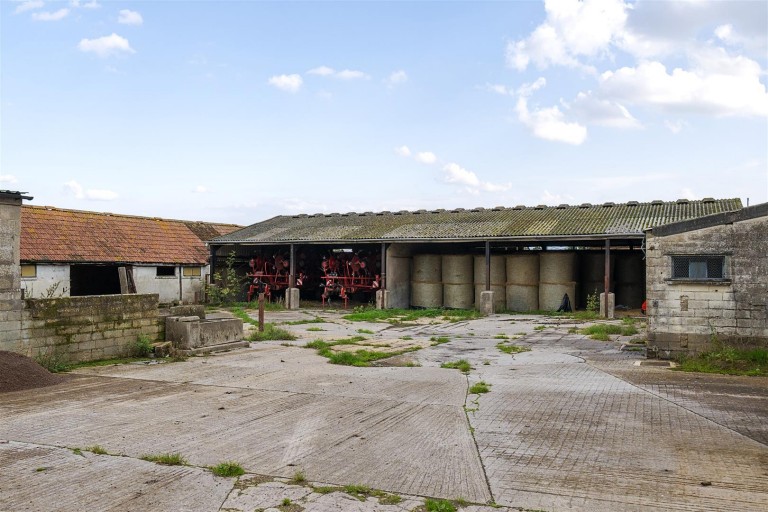 Images for Hardens Farm, Chippenham