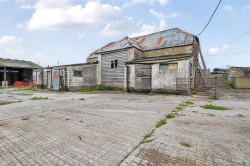 Images for Hardens Farm, Chippenham