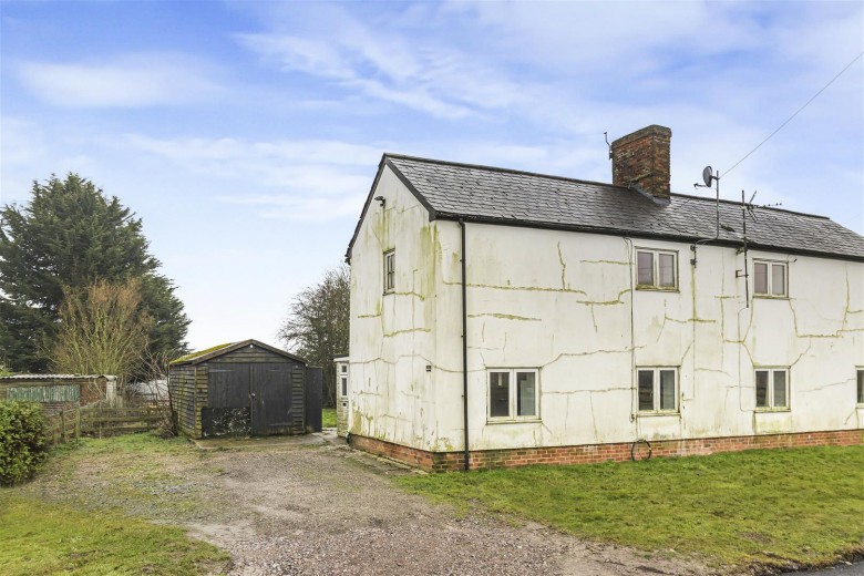 Click the photo for more details of Reed End, Therfield