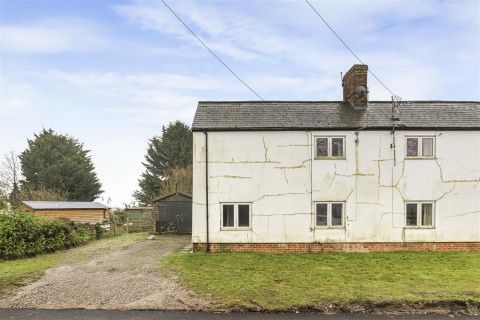 Click the photo for more details of Reed End, Therfield