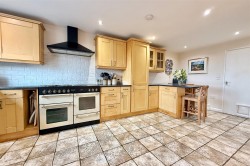 Images for Stone House, Leadenham