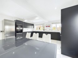 Images for Shanklin Drive, Stoneygate, Leicester