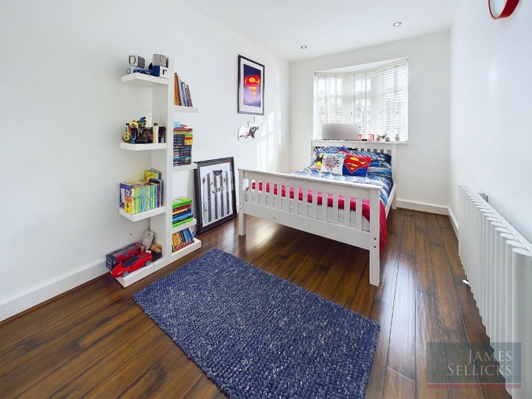 Images for Shanklin Drive, Stoneygate, Leicester