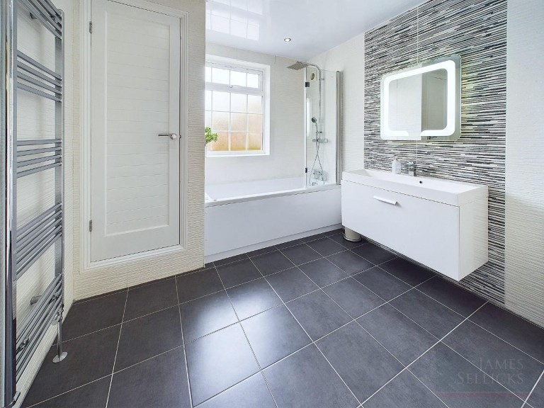 Images for Shanklin Drive, Stoneygate, Leicester