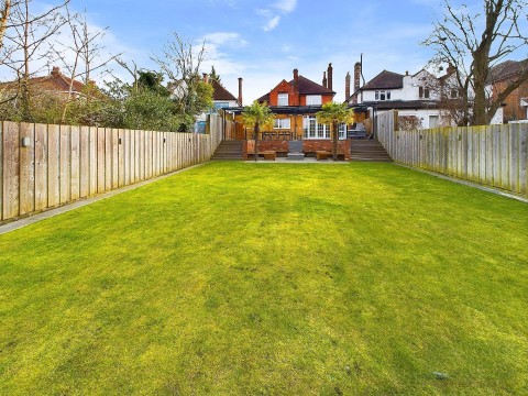 Click the photo for more details of Shanklin Drive, Stoneygate, Leicester