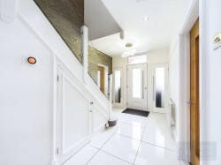 Images for Shanklin Drive, Stoneygate, Leicester