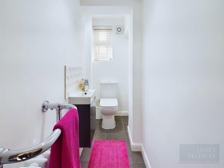 Images for Shanklin Drive, Stoneygate, Leicester