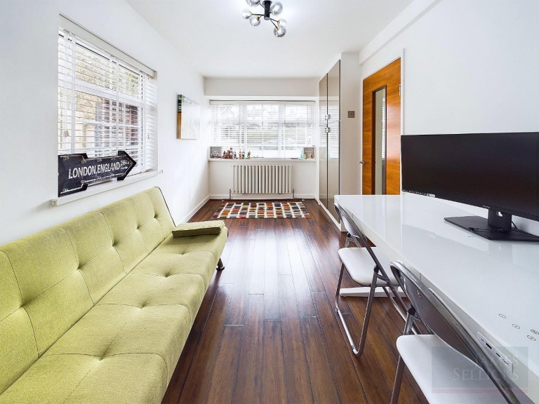 Images for Shanklin Drive, Stoneygate, Leicester