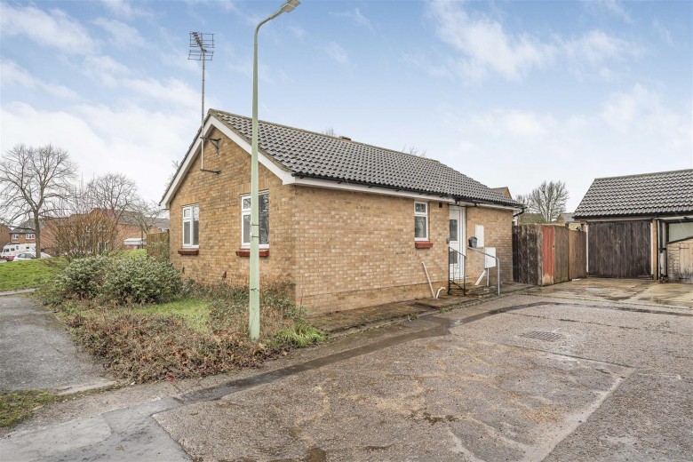 Click the photo for more details of Lundy Close, Haverhill