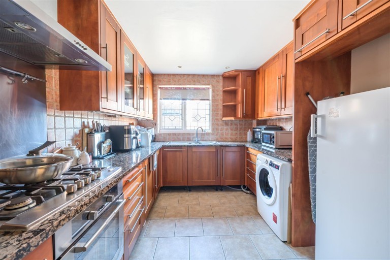 Images for York Close, Towcester, NN12